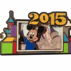 Disney Keychain - 2015 Mickey Mouse With Retro Cinderella Castle